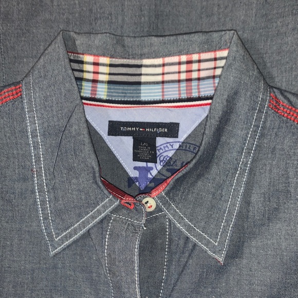 Tommy Hilfiger Boy’s Long Sleeve Button Up Shirt Size Large - Picture 2 of 7